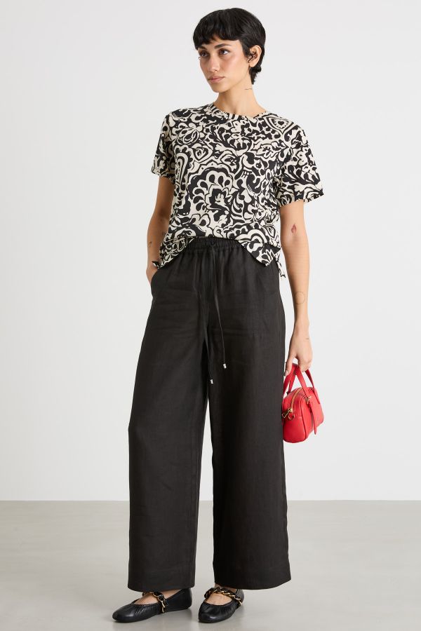 All-over print T-shirt - Beige Black All-over print T-shirt - Beige Black