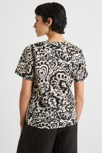 All-over print T-shirt - Beige Black All-over print T-shirt - Beige Black