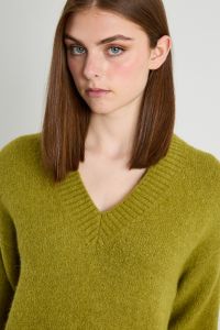 Alpaca and cotton V-neck sweater - Pistachio Green Alpaca and cotton V-neck sweater - Pistachio Green