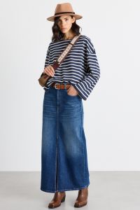Boxy boat-neck T-shirt - Blue Boxy boat-neck T-shirt - Blue