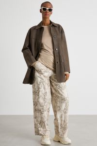 Asymmetric T-shirt - Beige Asymmetric T-shirt - Beige