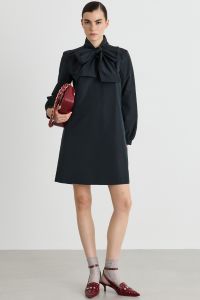 A-line dress with scarf collar - Black