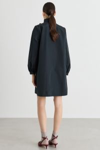 A-line dress with scarf collar - Black