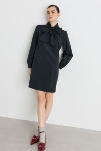 A-line dress with scarf collar - Black