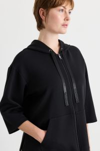 Boxy three-quarter-sleeve hoodie - Black Boxy three-quarter-sleeve hoodie - Black