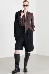 Приталенная рубашка с нагрудными карманами - коричневый Приталенная рубашка с нагрудными карманами - коричневый